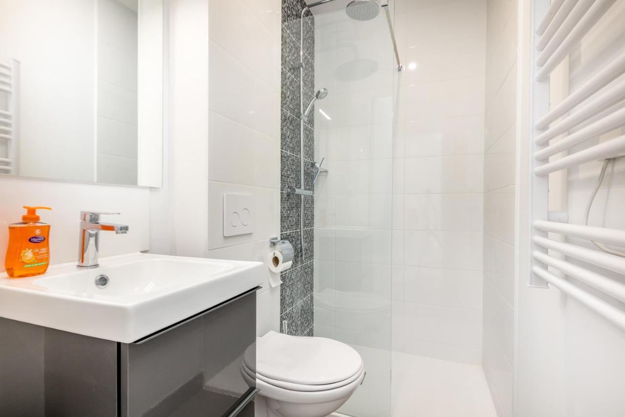 La Belle Poule : Chambre spacieuse avec sdb privative, cuisine et salon partagés, terrasse, proche facs et centre Brest Esterno foto